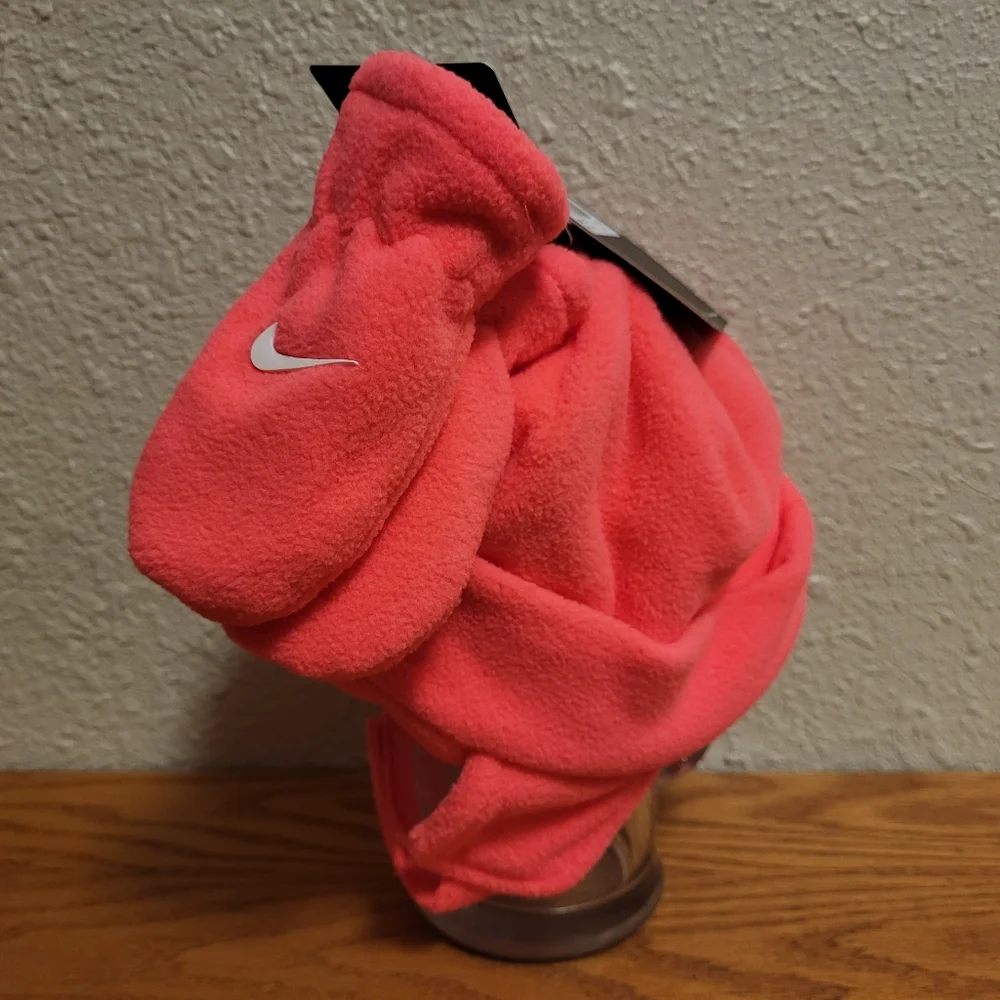 NWT Nike Infant Pink Fleece Hat and Mittens